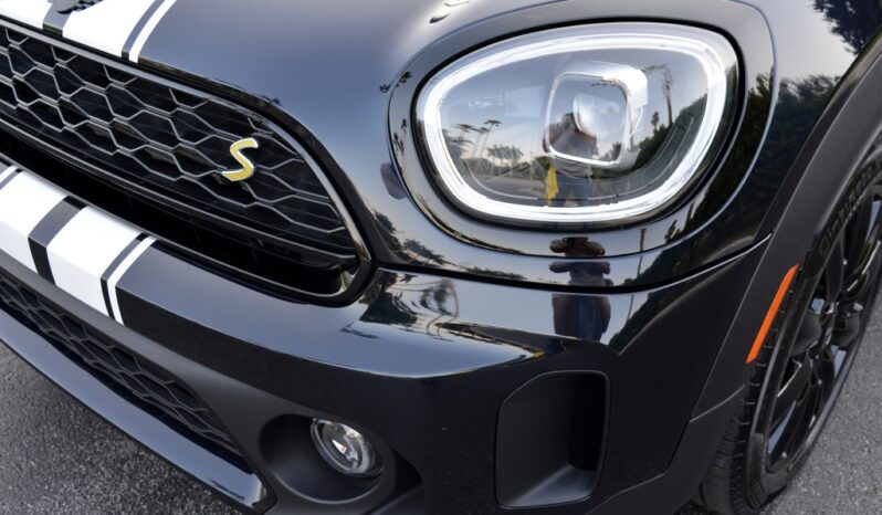 2023 MINI COOPER SE COUNTRYMAN ICONIC full