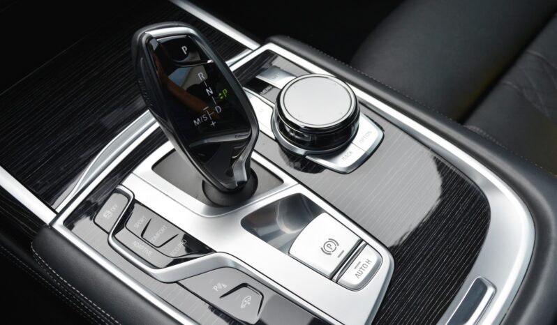 2018 BMW 750I M SPORT EXECUTIVE LOUNGE EDITION full